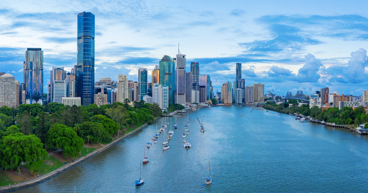 Panorama of Brisbane skyline at sunset - Bright-r